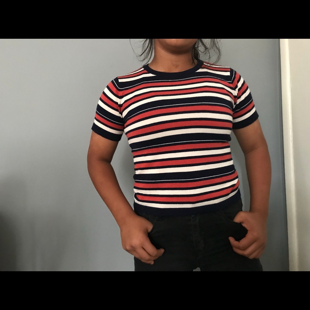 Striped top - Picture 2 of 5